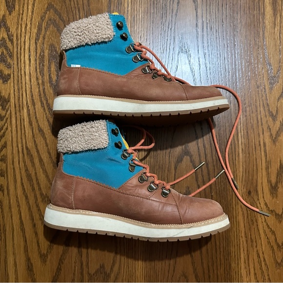 TOMS women’s hiking boots. Size‎ 7. Multi color. Lace up. - Picture 1 of 7